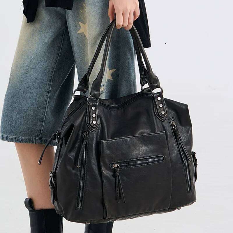 Luxury Multipocket Shoulder Fashion Retro Commuter Underarm Motorcycle Brand Design Women Crossbody Large Travel Bag Y260205