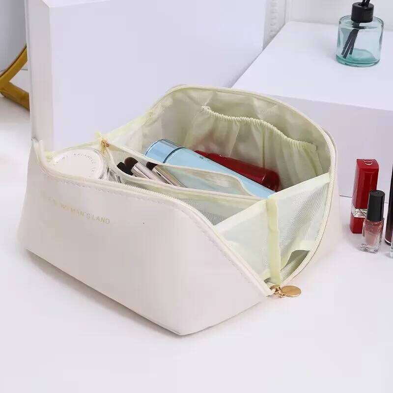 Leather Large-Capacity Travel Cosmetic Bag Portable Makeup Pouch Women Waterproof Bathroom Washbag Multifunction Toiletry Kit Y260206