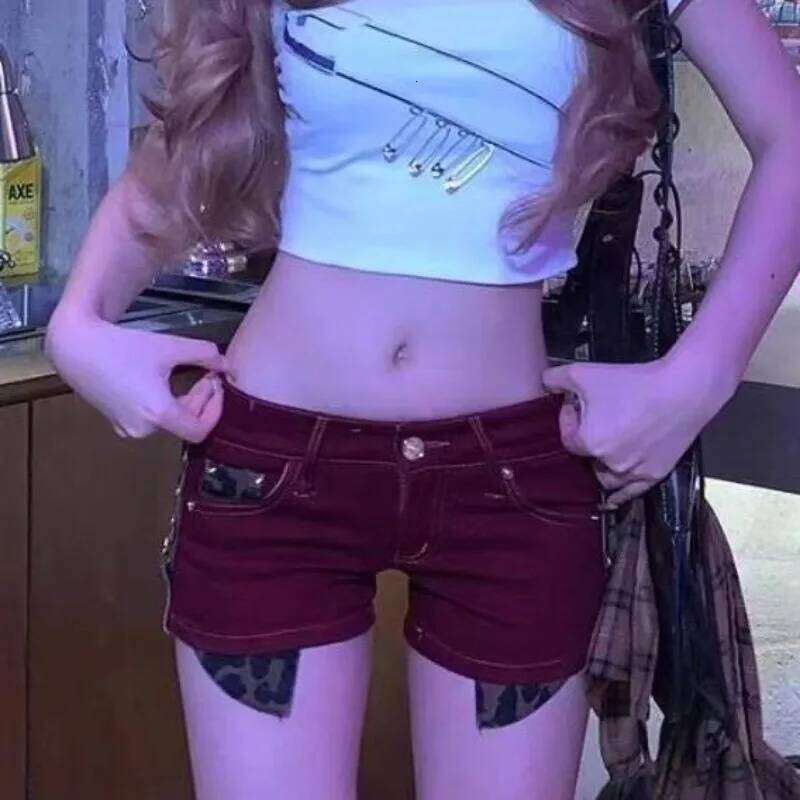 Low-rise Super Red Leopard Print Denim Y2k Hot Pants Jean Shorts Women H260206