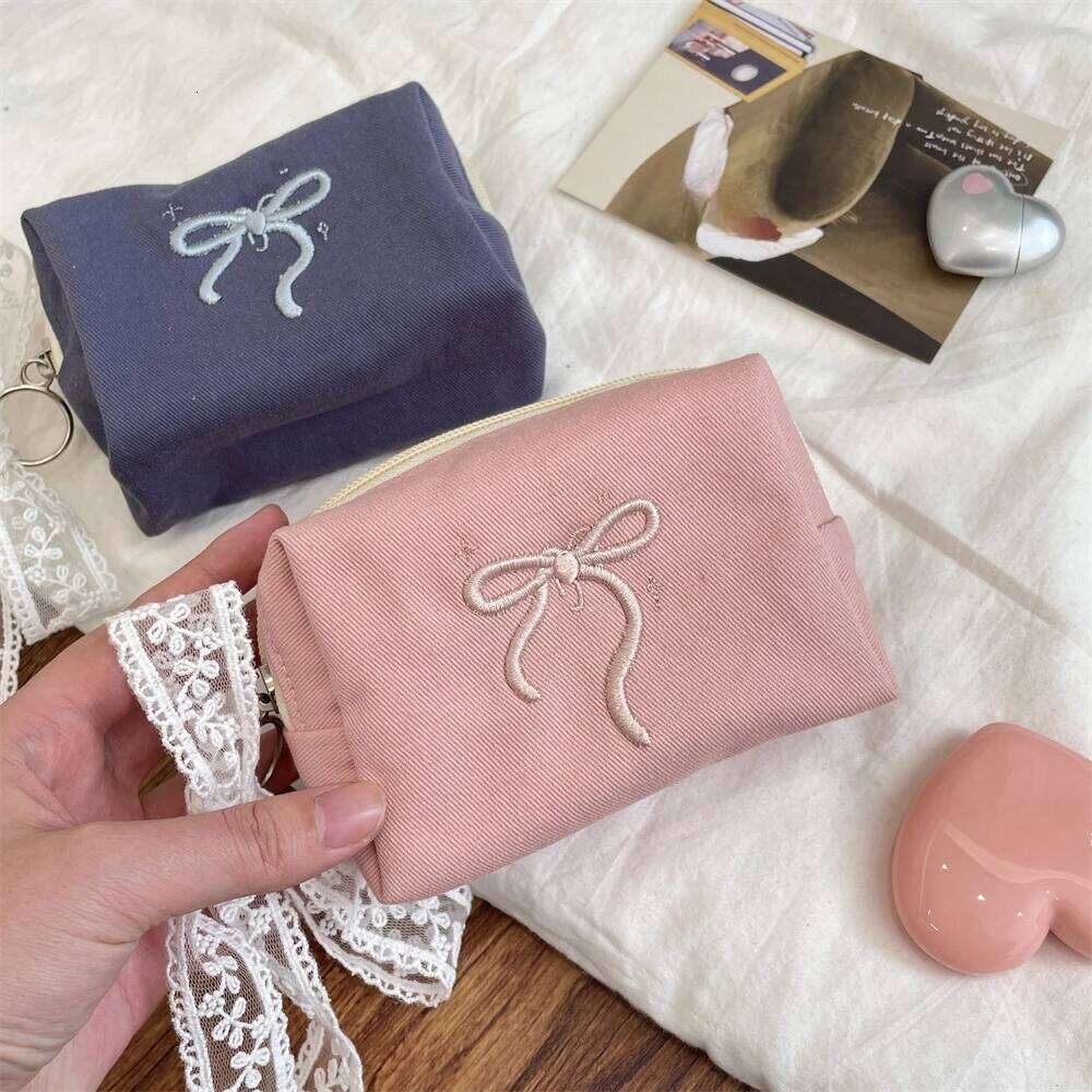 Korean Mini Cute Square Cosmetic Bag Women Portable Earphones Lipstick Cosmetics Storage Pouch Small Makeup Zipper Bags Y260206