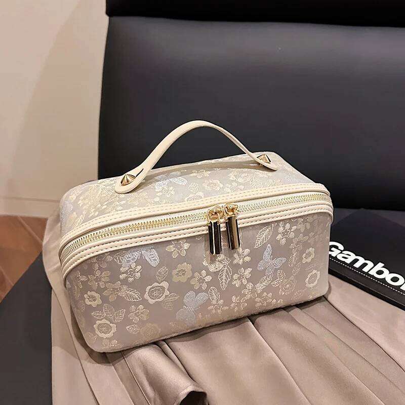 2025 New Portable Makeup Bag for Women, Large Capacity Independent Partition Bag, Handheld Toilet and Cosmetics Storage Y260206