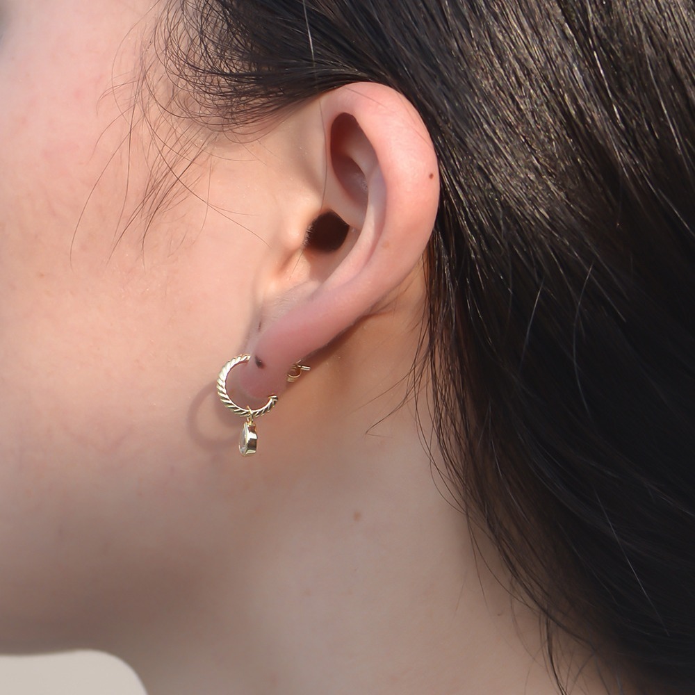 ins classic elegant women's jewelry, S925 sterling silver C-shaped earrings, water drop-shaped zircon earrings