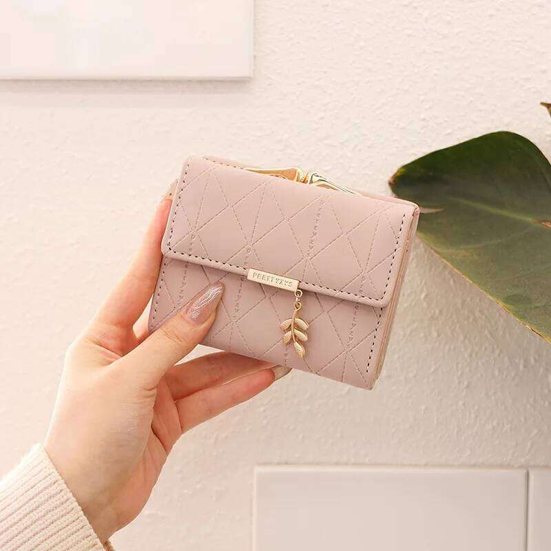 PU leather ladies' short small wallet with clasp, three-fold zipper, contrasting color and fresh student coin purse Y260206