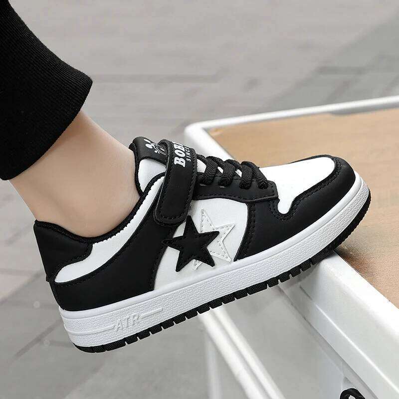 2025 New Luxury Kids Sports Classic Design Fashion Children Sneaker School Casual Boy Shoes 4 To 12 Years 26Y0206