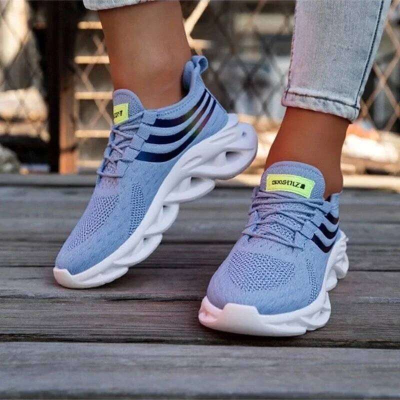 Street Fashion Women's Shoestrendy Cool Thick Soled Cushioned Sports Outdoor Tennis Jogging Lightweight Casual Women Shoes