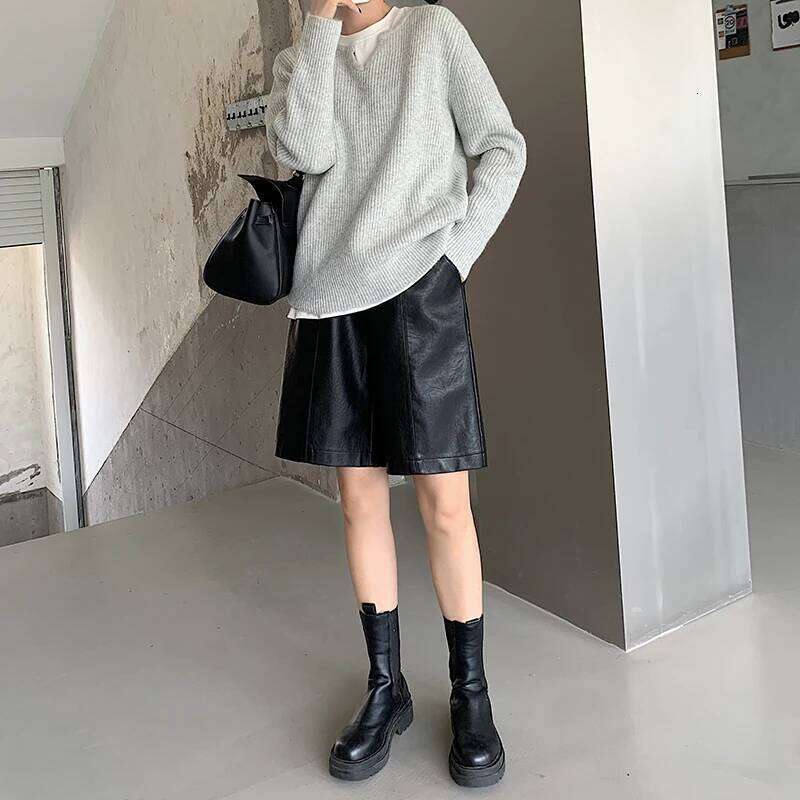 Autumn Winter PU Leather Women's Shorts Grey High Waist Buttons Elegant Korean Casual Loose Wide Leg Half Pants Female 2024 New XJ260206