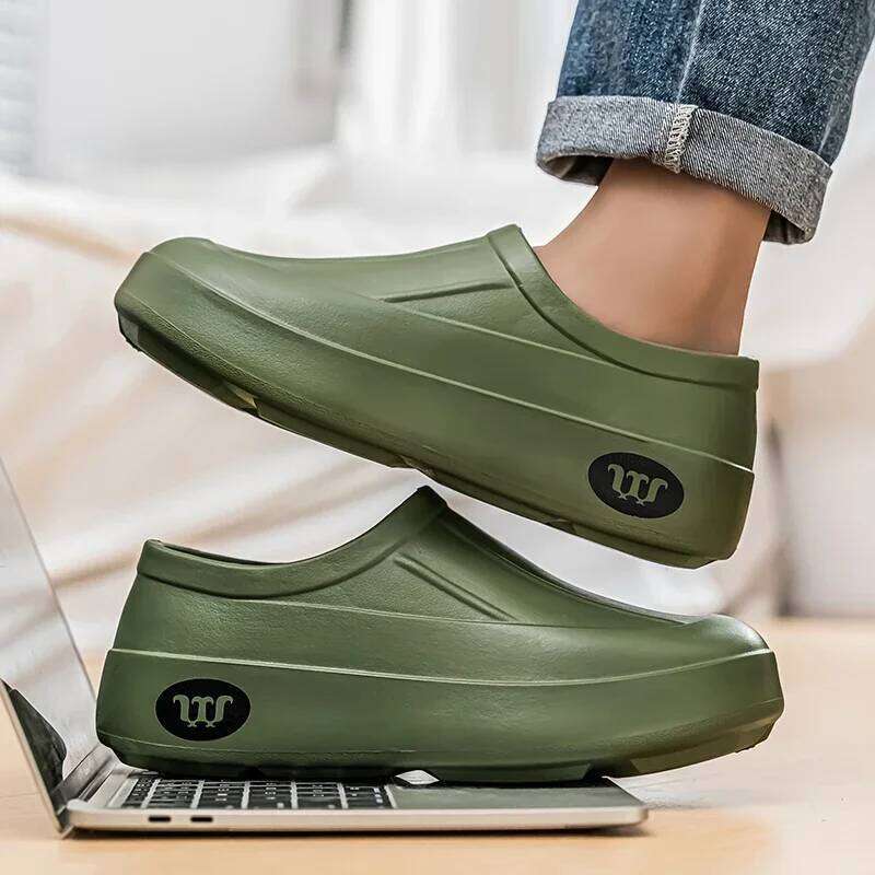 Women's Slippers Are All Season Anti Slip Waterproof Thick Soled Fashionable Simple Rain Boots for Couples Chefs Doctors Nurses