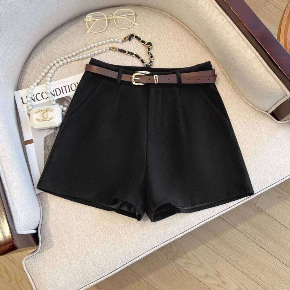 High Waisted Office OL Warm Women Woolen Shorts With Belt Autumn Winter Korean Style Wide Leg Short Pants Lady H260206