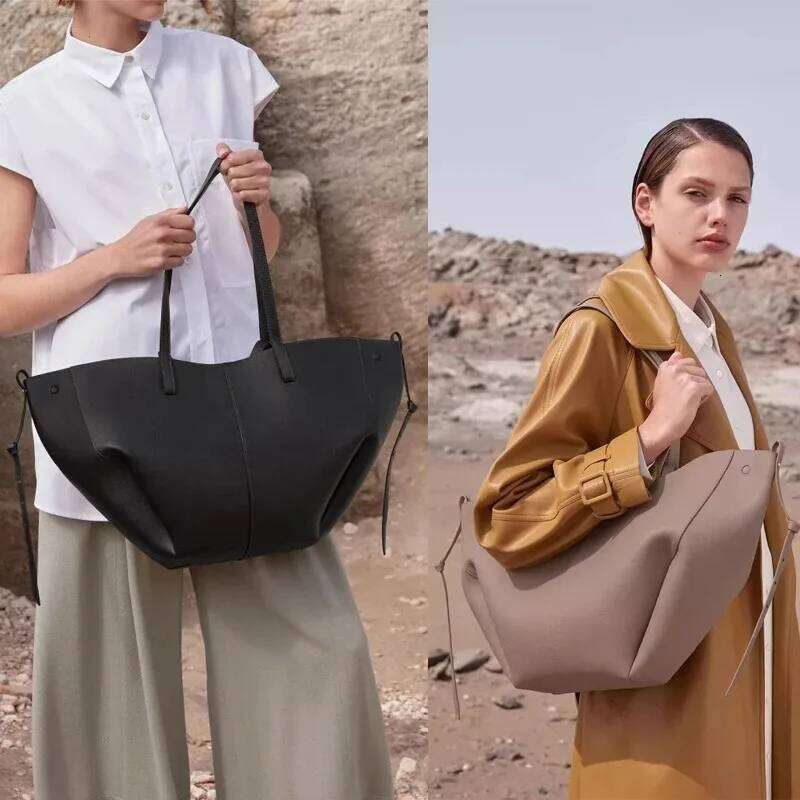 Women's large capacity leather hand-held wing pleated tote bag, casual and fashionable one shoulder underarm bag Y260205