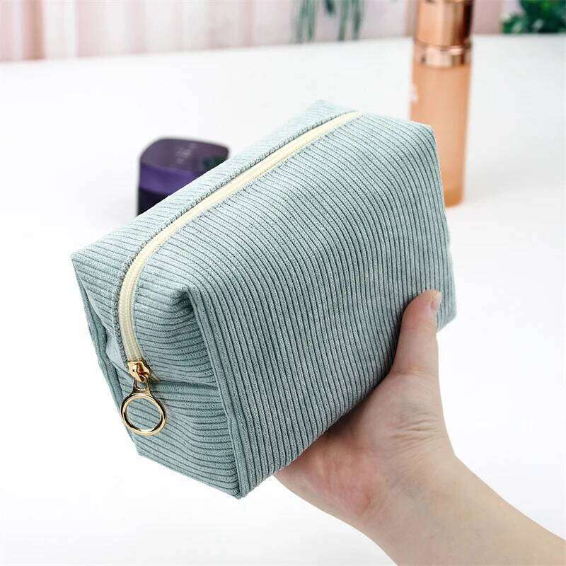 Fashion Cosmetic Corduroy Velvet Pouches Bags Organizer Makeup Lady Portable Travel Toiletry Bag Y260206