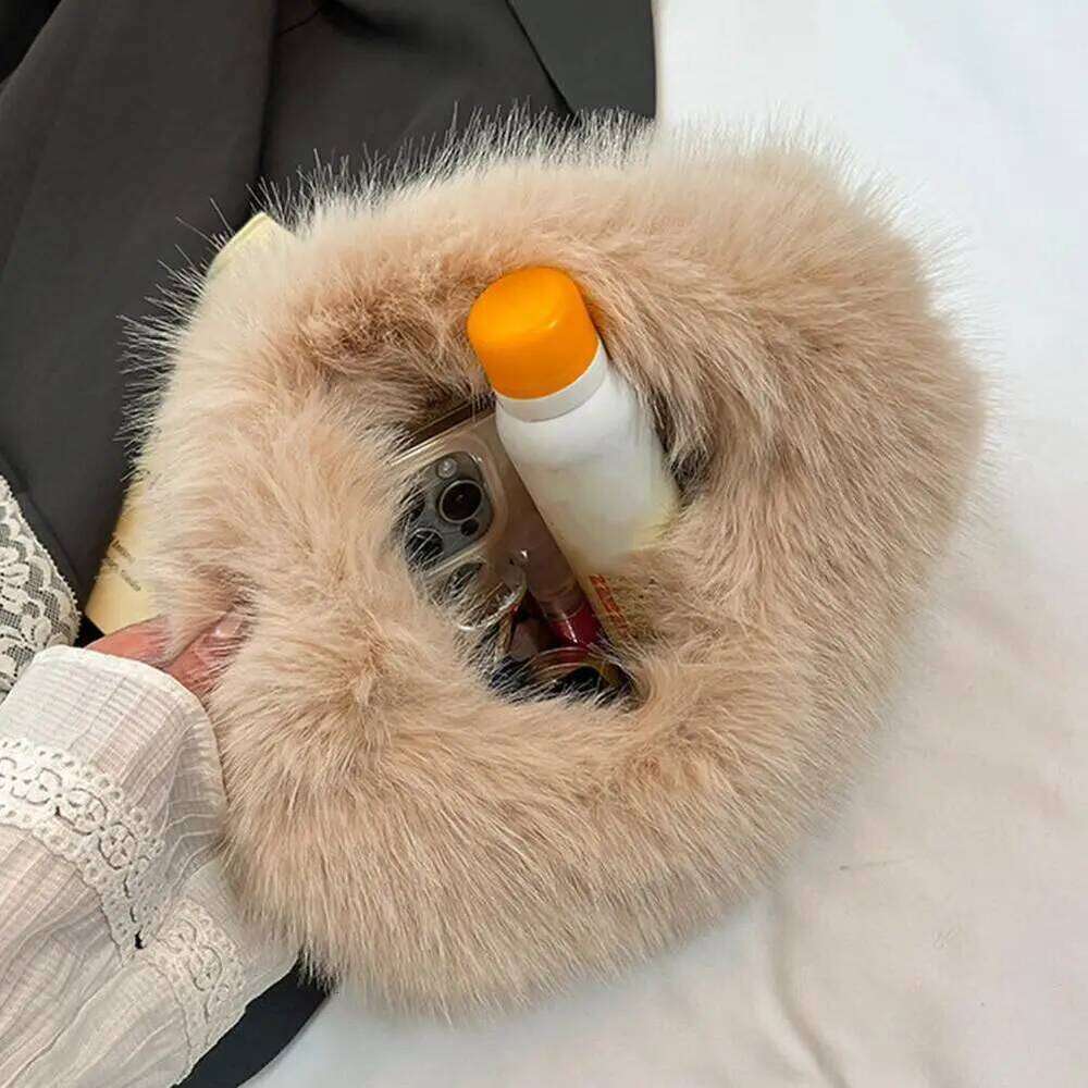 Solid Color Faux Fur Bag For Women Winter Soft Plush Handbags Hot Girls Furry Clutch Shoulder Bags Storage Pouch XJ260129