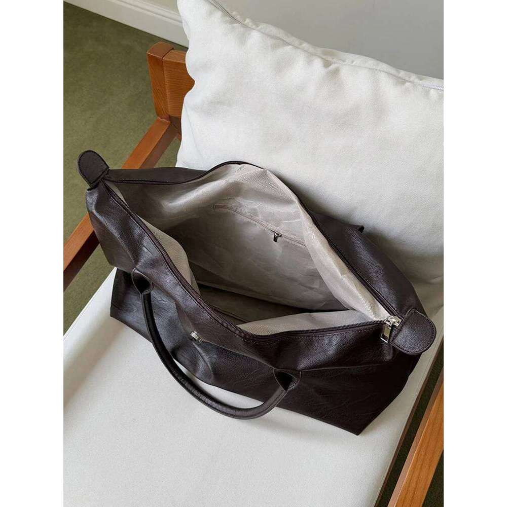 2026 New Travel Fashion and Leisure Women's Daily Commuter Large Capacity Lightweight Luggage Shoulder Bag Y260205