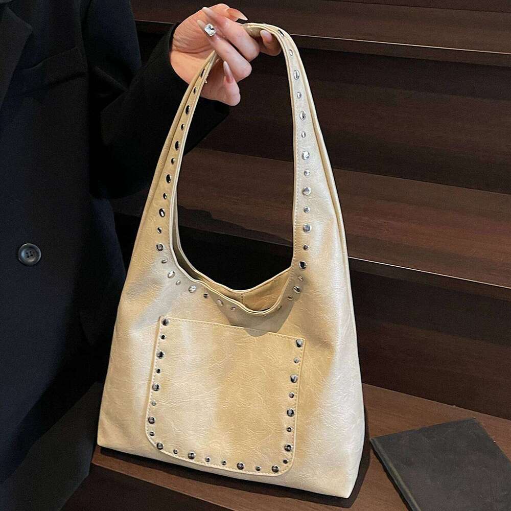 Women PU Leather Rivet Underarm Solid Color Metal Stud Handbag Large Capacity Stylish Armpit Date Party Bag Y260205