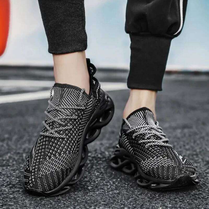 Summer Sneakers for Men Breathable Comfortablen Mesh Running Shoes Outdoor Lightweight Luxury Casual Tennis Sneaker