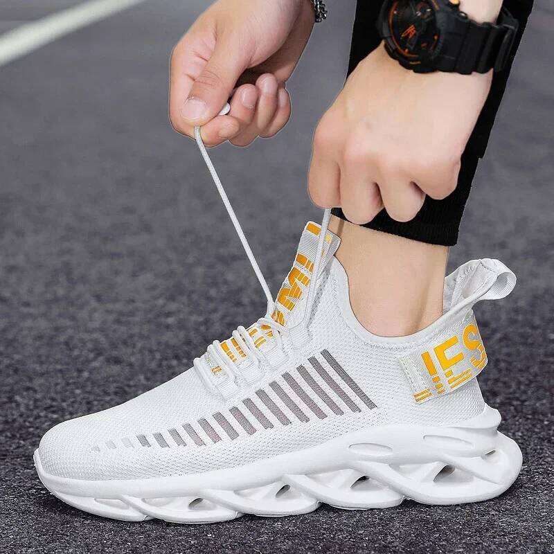 Summer Sneakers Tenis Masculino Breathable Mesh Anti Slip Walking Fashionable Tennis Basketball Jogging Shoes for Men