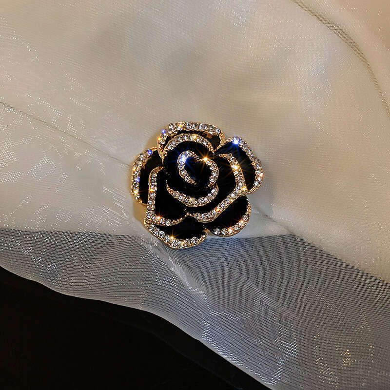 Black Camellia Brooch Women's Niche Design Black French Brooch Luxury Suit Pin Accessory