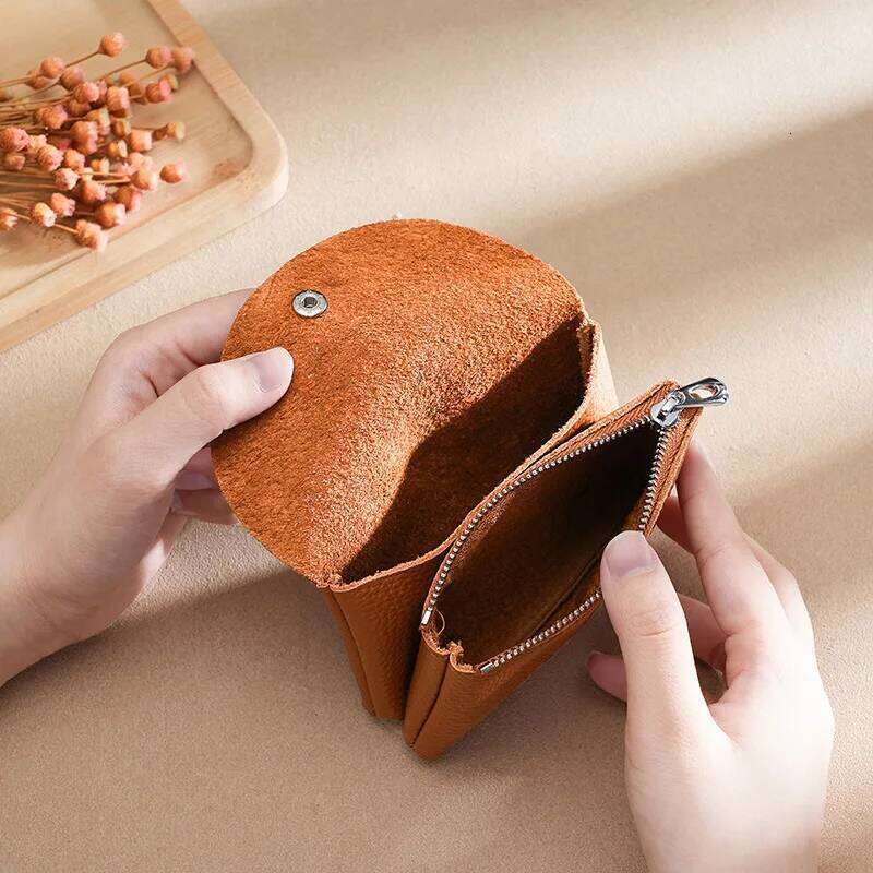 Genuine Leather Short Coin Wallets Card Holder Bag Case Portable Retro Cowhide Small Money Purse For Men Women Earphone Pouch Y260206