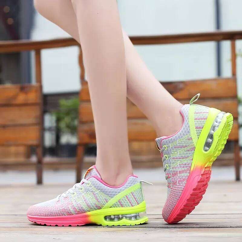 Women's Explosive Street Trendy with Unique Grid Design Breathable and Comfortable Outdoor Walking Training Shoes