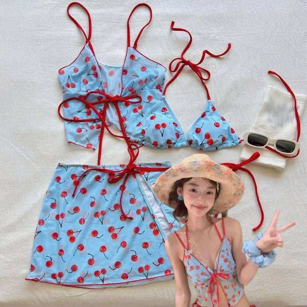 Split Swimsuit Pure Color Cherry Bikini V Neck Push Four Piece Set Mesh Lace Up Print Pattern Sexy Swimwear Hot Spring XJ260206