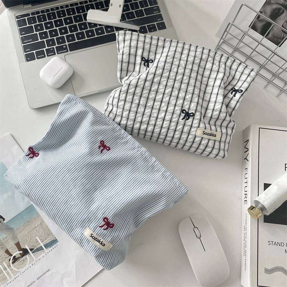 Striped Plaid Embroidered Women Cosmetic Bag Portable Zipper Makeup Travel Organizer Female Toiletry Storage Pouch Y260206