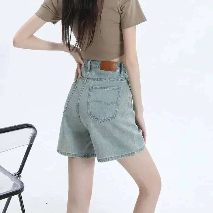 Niche Retro Design Sense High-waisted Denim Shorts. New Summer Loose Simple Comfortable A-line Wide-leg Short Jeans for Women C260206