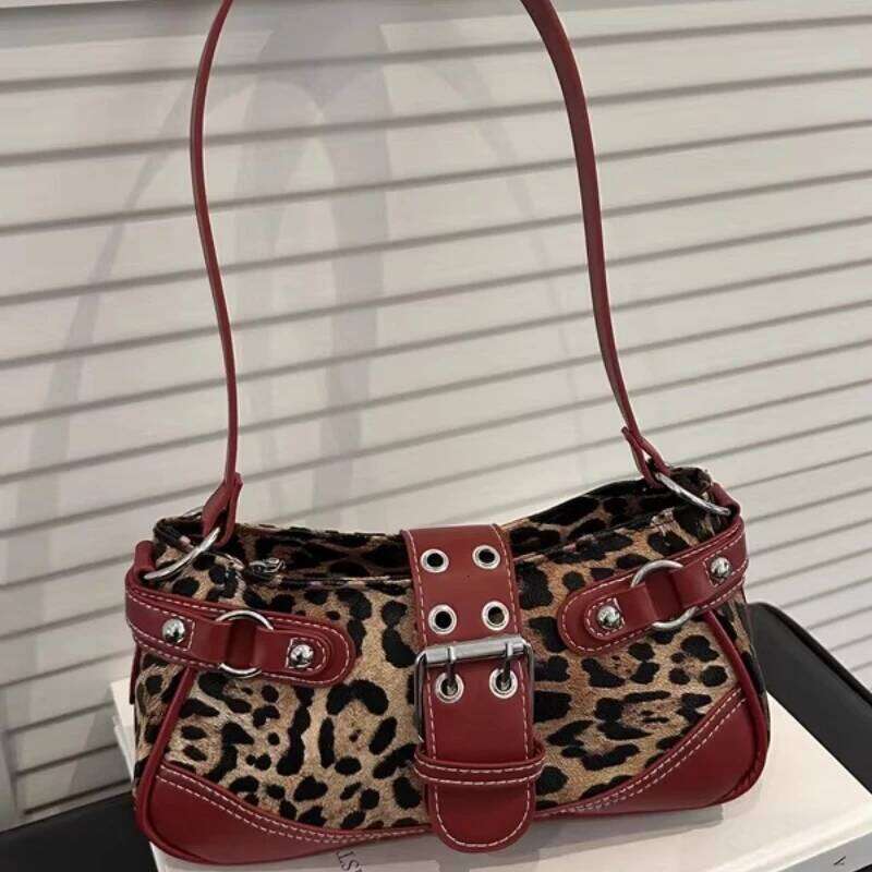 Vintage Belt Buckle Leopard Print Faux Suede Women's Shoulder Bags Fashion Versatile Female Armpit Bag Sweet Cool Ladies Handbag XJ260129