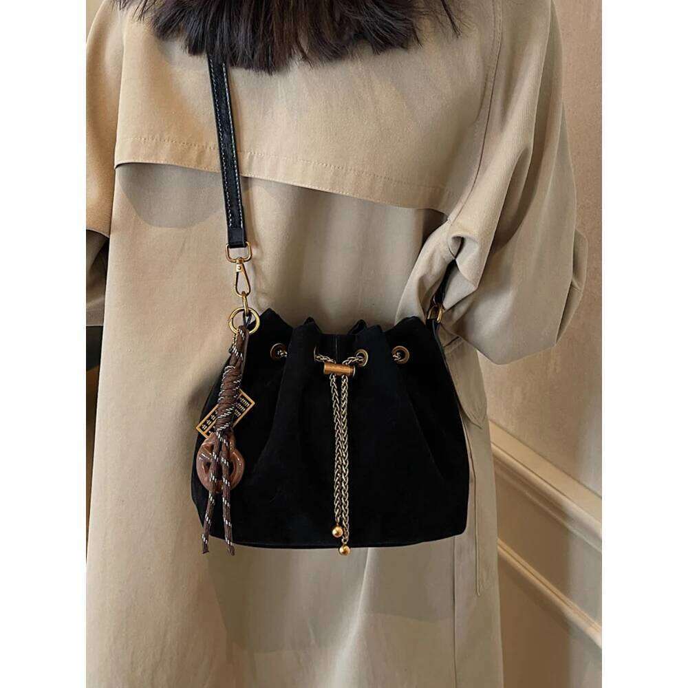 Women Vintage One Shoulder Bag Frosted Solid Drawstring Soft All-Match Bucket Bags High-Grade Versatile Commute Crossbody Packs Y260205