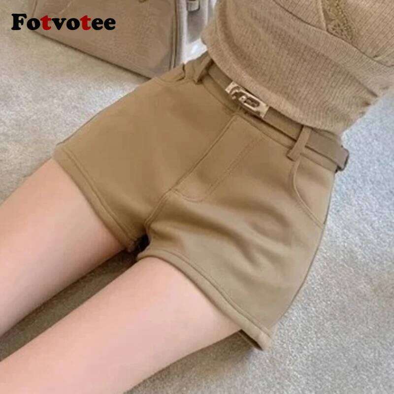 FOTVOTEE Fashion High Waisted Women Casual Solid Slim Short Pants with Belt 2025 New Retro All Match Simple Female Shorts XJ260206