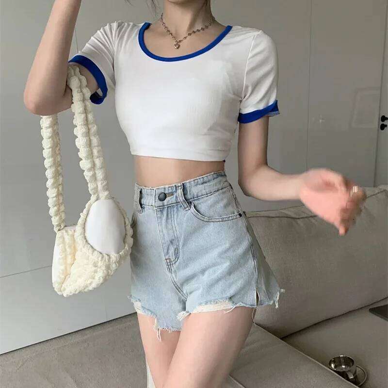 Shorts Women Tassel Side-slit Chic Design Denim Vintage Summer Slim Ins Hot Sale Schoolgirl Basic Pockets Daily Solid Fashion C260206