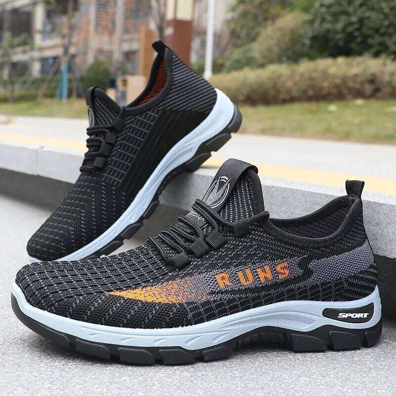 2025 Spring Men's Loose Sports Breathable Mesh Lightweight Outdoor Anti slip Wear resistant Casual Shoes