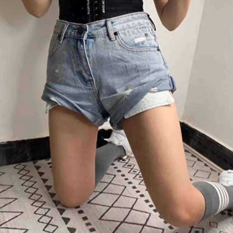 2025 Summer Old High Waist Denim Shorts Women's Contrasting Color Worn A Word Curling Jean Hot Pants C260206