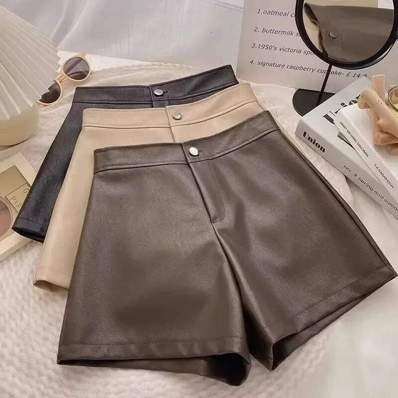 Fashionable Coffee Color High-Waisted Slimming Leather Shorts for Women 2025 Vintgae All Macth Streetwear Short Pants XJ260206