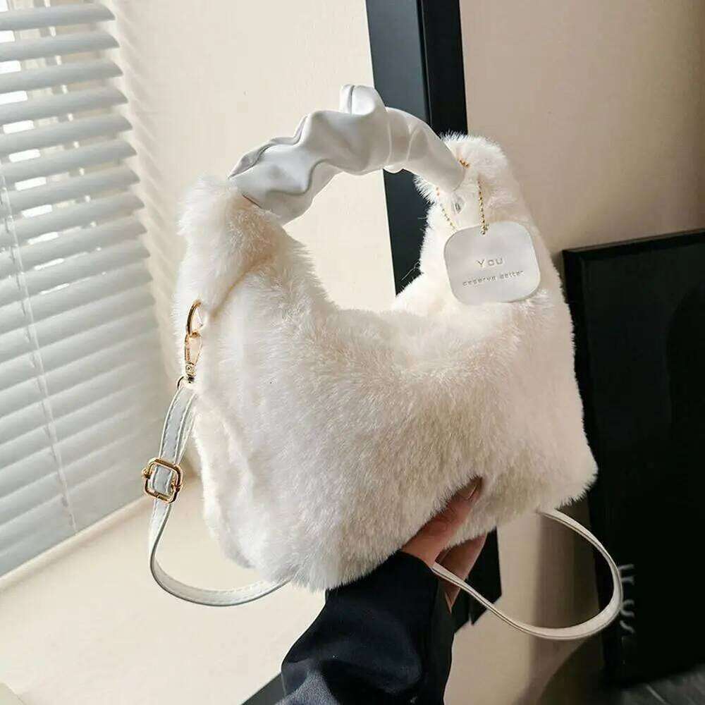 New Winter Plush Handbag Small Half Moon Crossbody Simple Elegant Cute Ladies Shoulder Bag XJ260129
