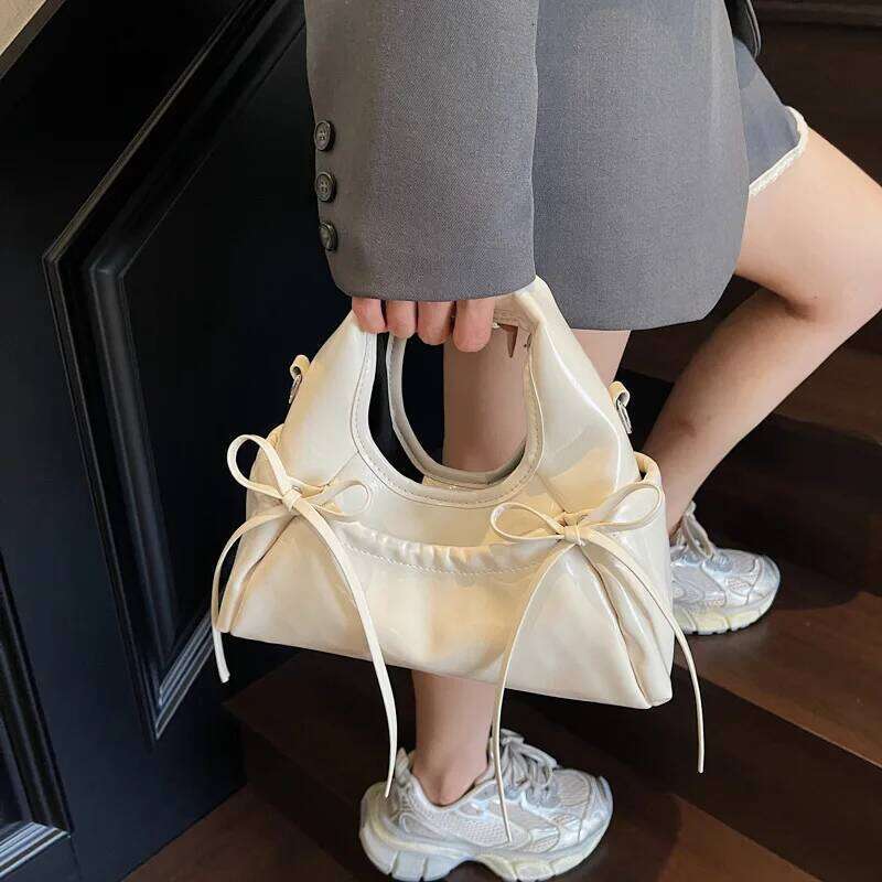 Korean Simple Bow Design Portable Bucket Women's Shoulder Bags Fashionable Commuter Messenger Bag Magnetic Buckle Handbag Y260205