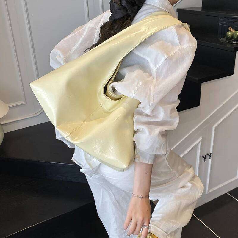 LEFTSIDE High-capacity Shoulder Bags for Women 2025 PU Leather Females Underarm Lady Simple Hobo Bag Handbags and Purses Y260205