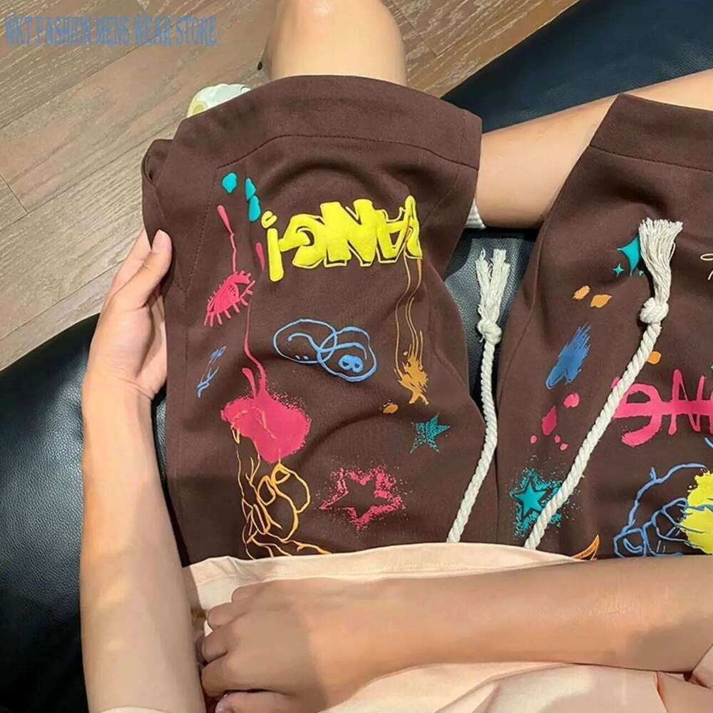 Graffiti Casual Shorts Men's Clothing Summer High Street Loose All-Matching Basketball Pants Knee Length Trousers Cotton XJ260206