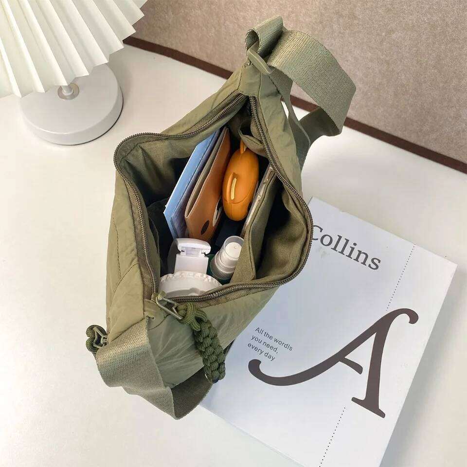 Women's Nylon Crossbody Large Capacity Messenger Pack Leisure Versatile Shoulder Hobos Bag Tote Bags XJ260129