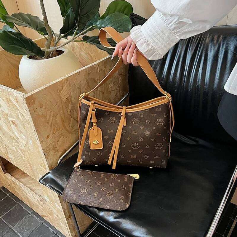 Ladies Tote Bag Made Of Premium Leather Featuring High-End Paris Elegant Vintage Commuter Look Y260205