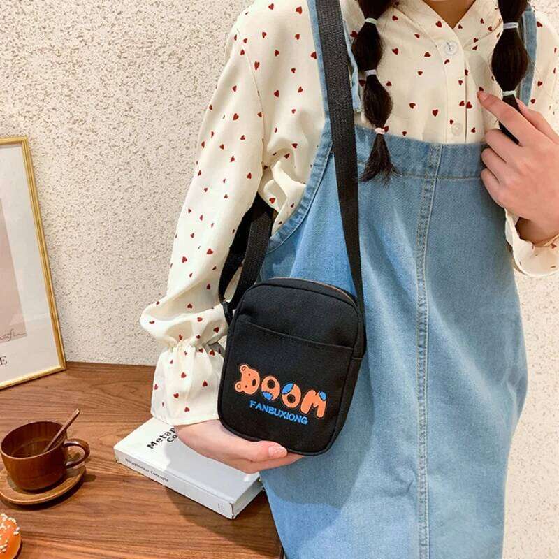 Cute Cartoon Bear Print Canvas Shoulder Crossbody Bags Student Messenger Girls Women Fashion Small Satchel Travel Phone Bag XJ260129