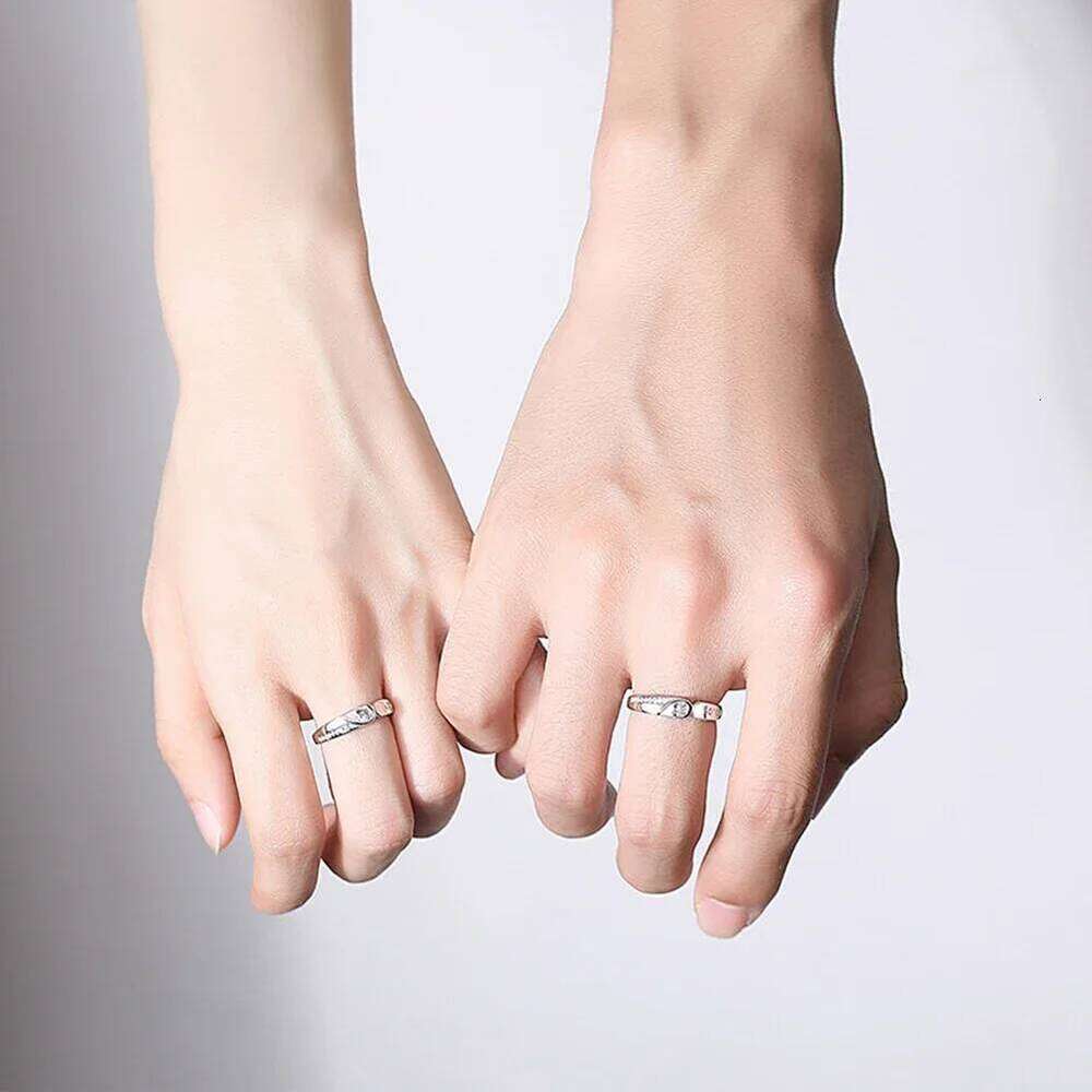 Sweet Hollow Heart Shape Couple Rings Silver Color Women Men Lovers Wedding Jewelry Engagement Gifts W260206