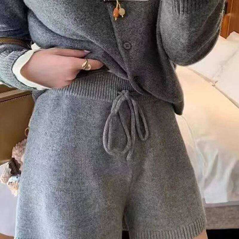 Women Clothing Autumn Winter Casual Streetwear Y2K Basic Wide Leg Knit Shorts Female Elastic High Waist Solid Loose Short Pants XJ260206