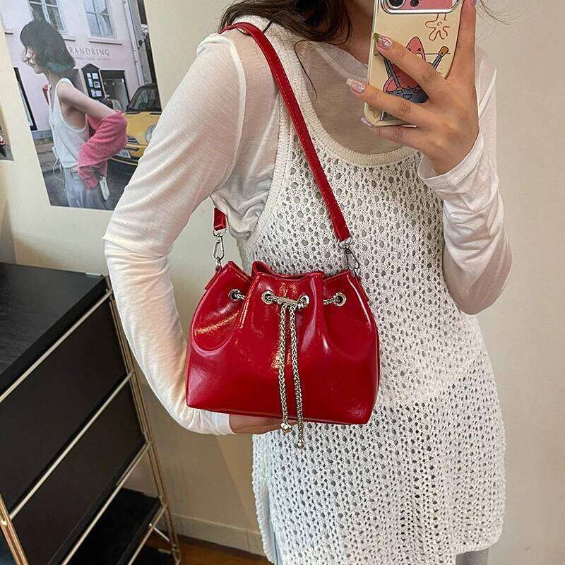 Women Luxury Leather Classic Fashion Designer Shoulder Tote Bag Elegant Crossbody Handbag For Modern Trendy Outfits Y260205