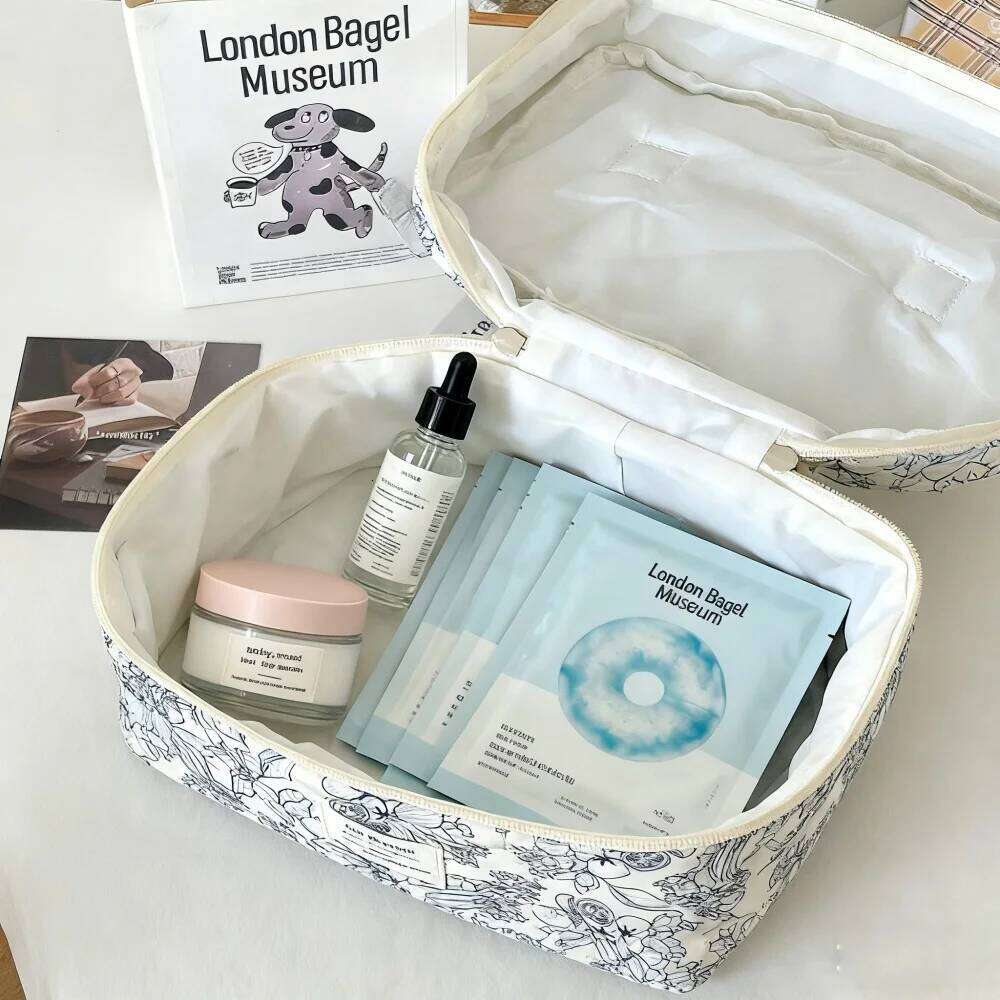 and Organizer Gifts for Women Necessaire Women's Cosmetic Bag Makeup Accessories Pouch Cosmetics Y260206