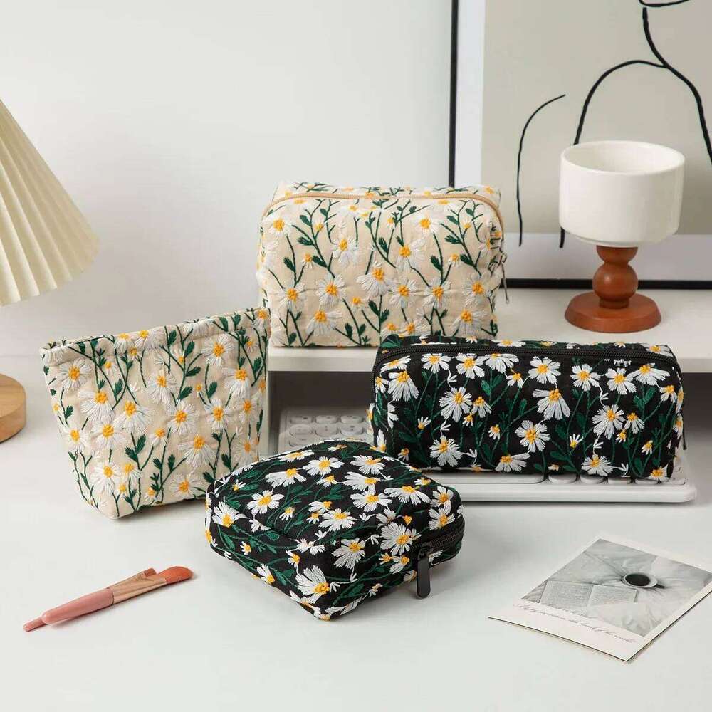 Floral Embroidery Women Cosmetic Canvas Zipper Make Up Bag Travel Washing Makeup Organizer Beauty Case Storage Pouch Y260206