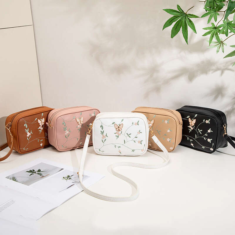 Artistic National Style Branch Leaf Embroidered Small Square Fresh And Elegant Women's Butterfly Mini Crossbody Shoulder Phone Bag MASA