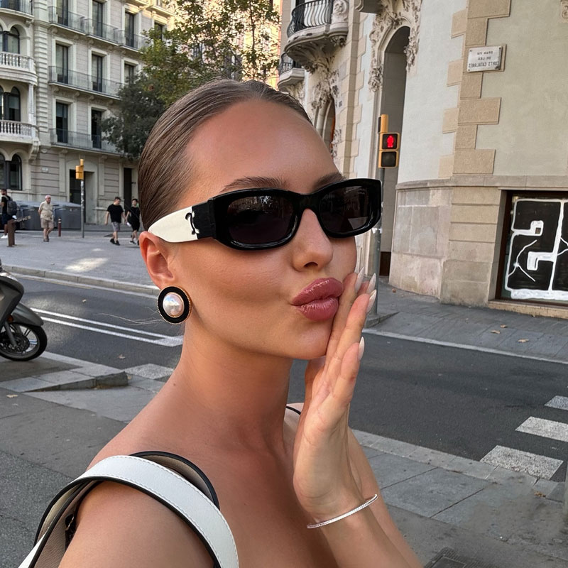 Luxury Designer Sunglasses Women Double Color Bracket Sunglasses UV Outdoor Beach Sunglasses Travel Essentials Exquisite gift box