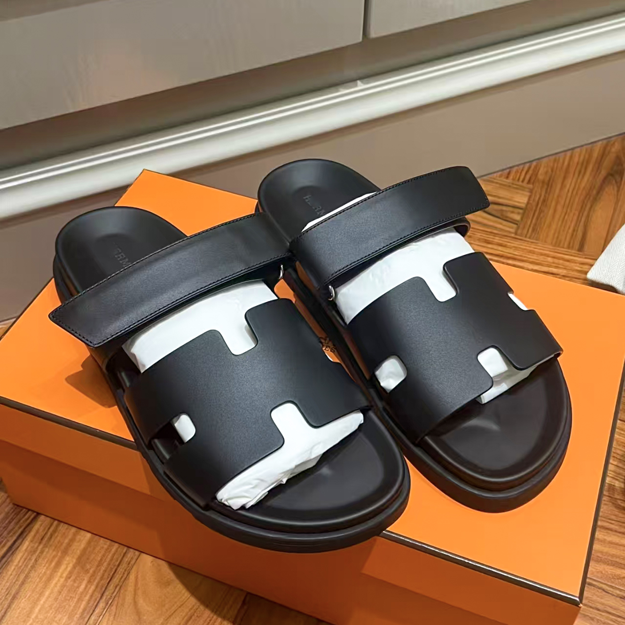 Designer Sandals Women's Sandals Slippers Fashion Floral Slippers Leather and Rubber Flats slides Sandals Summer Beach lightweight Shoes Bottoms