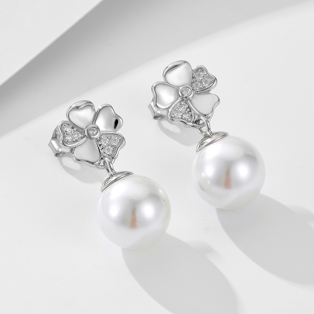 elegant minimalist pearl S925 silver fashion diamond-studded five-leaf clover flower real gold plated stud earrings