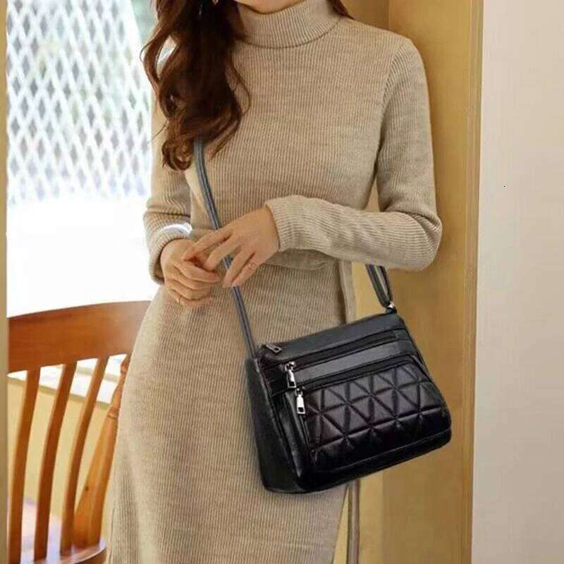 Men's and Women's New Style Simple Soft Leather Multi-purpose Durable Shoulder Bag for Casual Use XJ260129