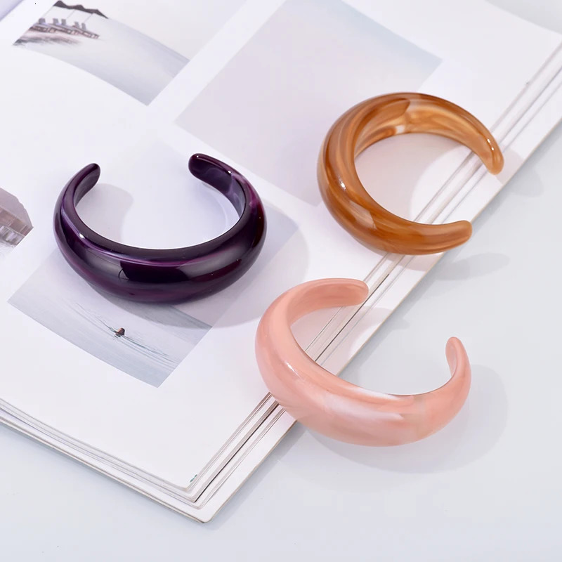 Vintage Bohemian Resin Cuff Charms Bracelets Bangles For Women Fashion Jewelry Acrylic Wide Open Wrist Geometric Bangle Pulseras 260120